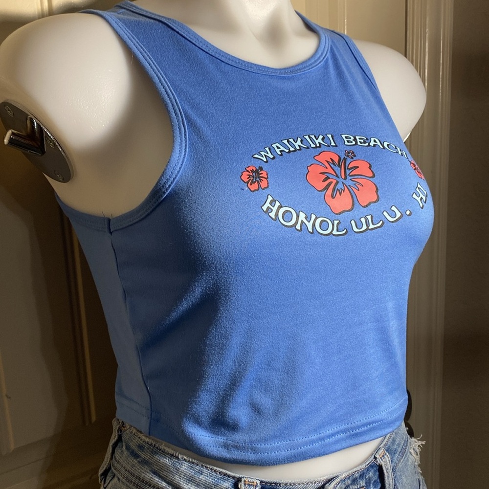 4/$10 item🤑 Waikiki Beach sleeveless half shirt light blue no tags likely Medium